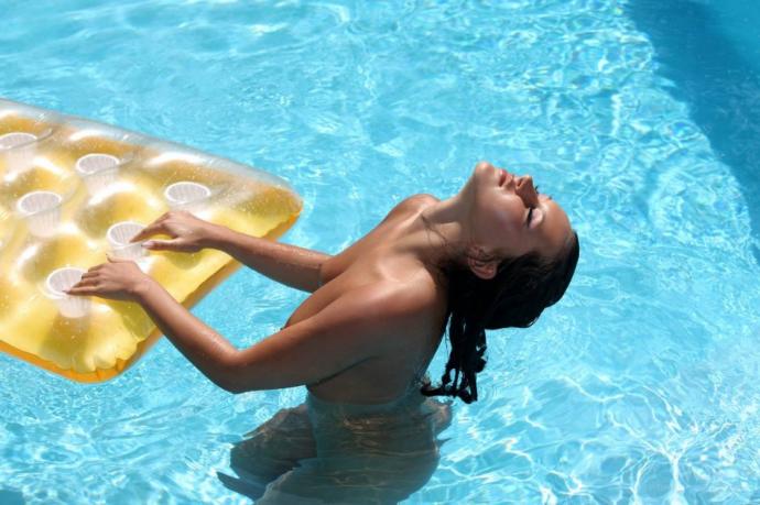 Азиатская шлюха