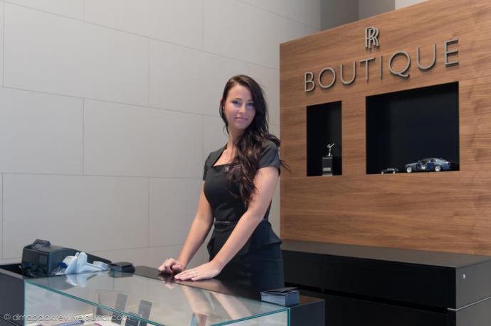 Девушки с международного автосалона IAA 2013