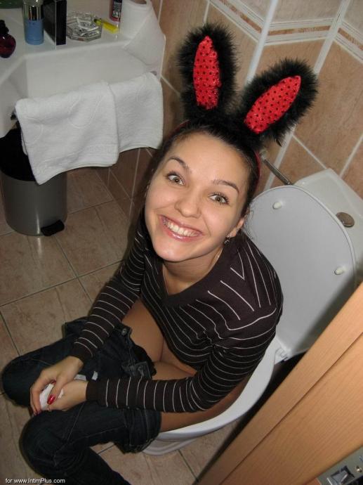 Частные фото грудастой девки с ушами