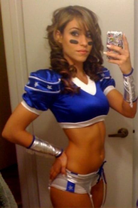 Частные фото развратной пилотки