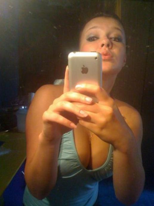 Частные фото развратной пилотки