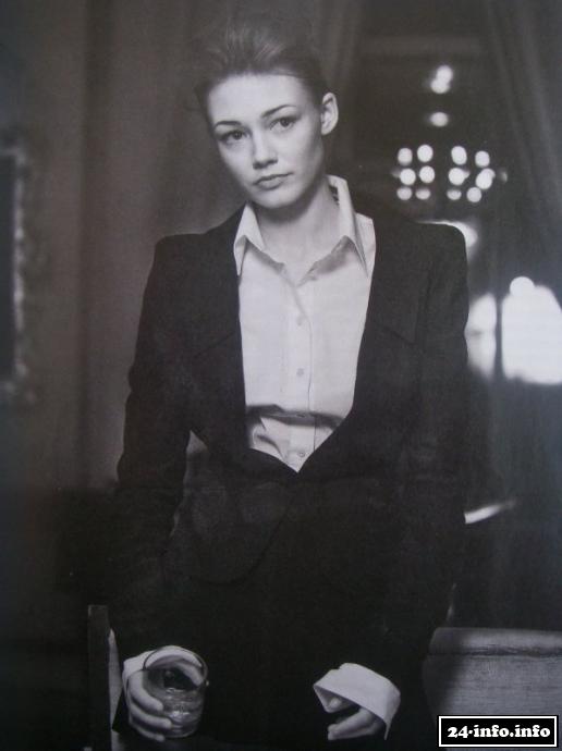 Голая Оксана Акиньшина (эротические фото)