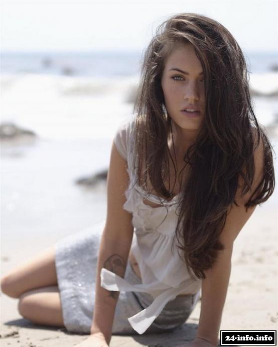 Голая звезда Меган Фокс