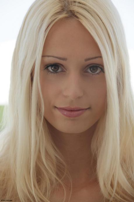 Молода и сексуальная