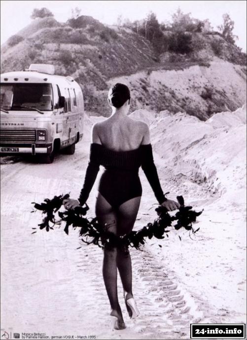 Голая звезда Моника Белуччи