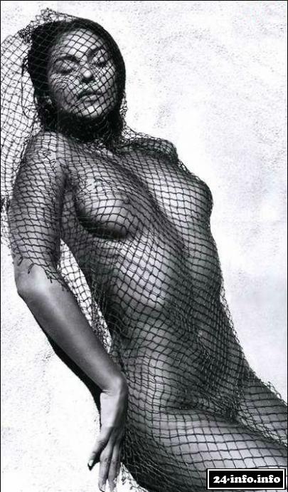 Голая звезда Моника Белуччи