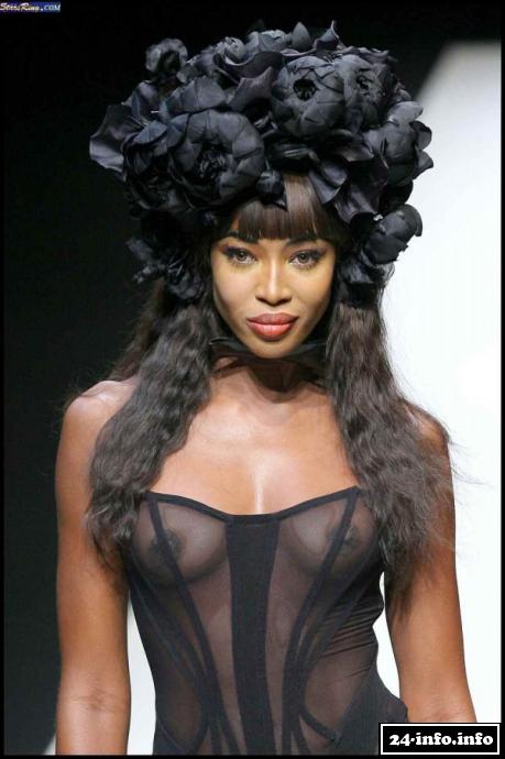 Голая звезда Наоми Кэмпбелл