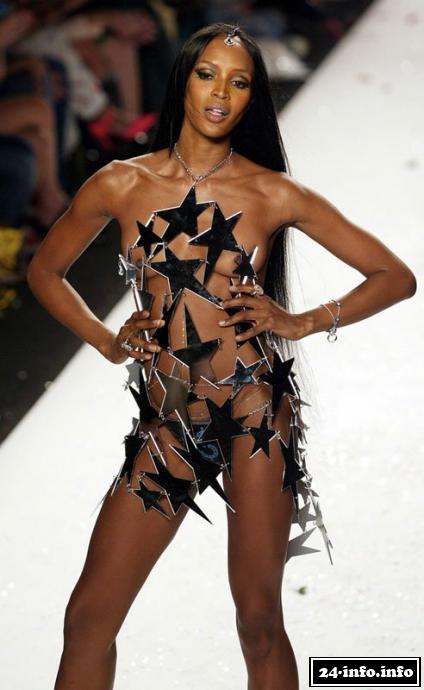 Голая звезда Наоми Кэмпбелл