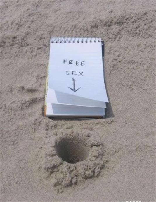 Девчонки пивком не угостите - Эроприколы