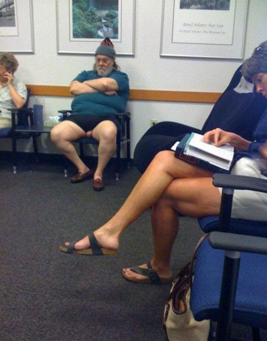 Девчонки пивком не угостите - Эроприколы