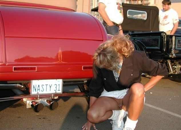 Девушка взяла в рот по самые помидоры - Эроприколы