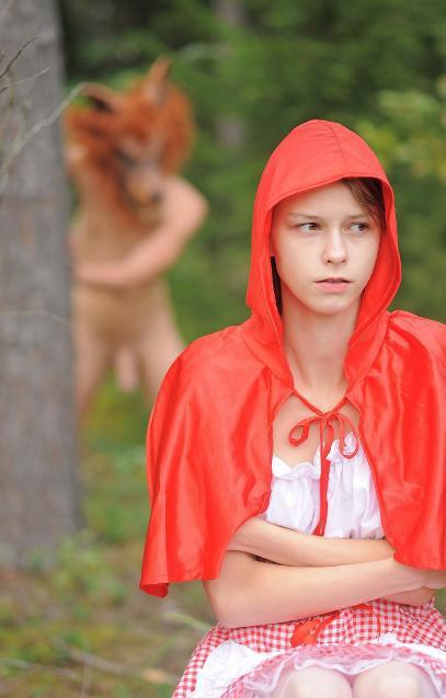 Голые мужики едут на машине - Эроприколы