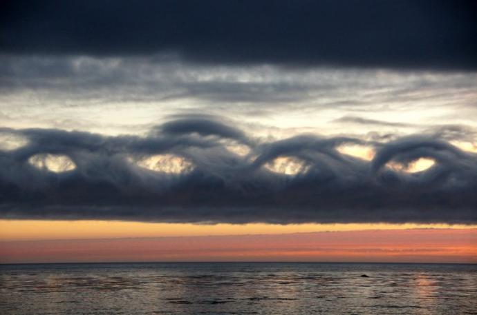 Высокие каблуки. Как вы, женщины, ходите на них? (ассорти) Высокие каблуки. Как вы, женщины, ходите на них? (ассорти)