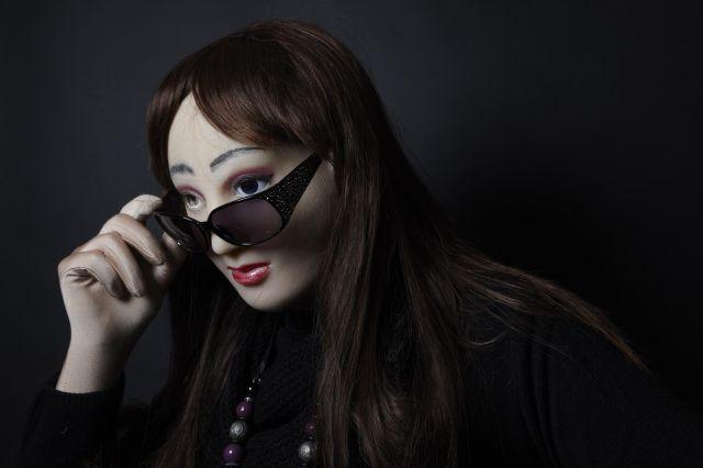 Силиконовый костюм женщины, популярный среди европейских извращенцев Силиконовый костюм женщины, популярный среди европейских извращенцев