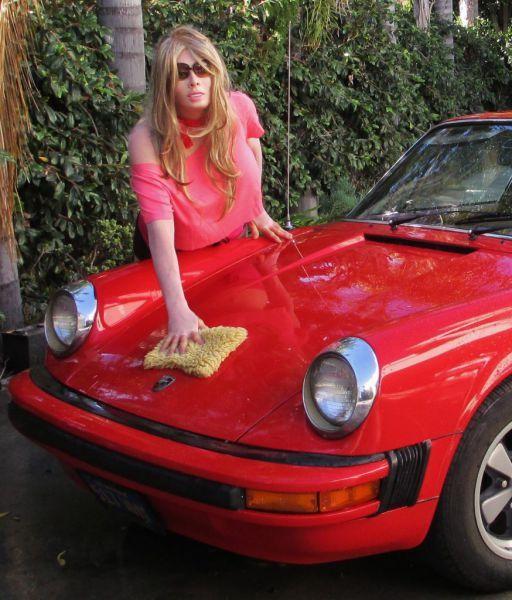 Силиконовый костюм женщины, популярный среди европейских извращенцев Силиконовый костюм женщины, популярный среди европейских извращенцев