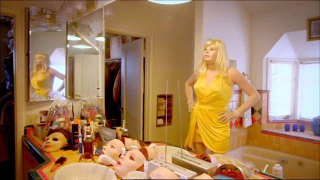 Силиконовый костюм женщины, популярный среди европейских извращенцев Силиконовый костюм женщины, популярный среди европейских извращенцев