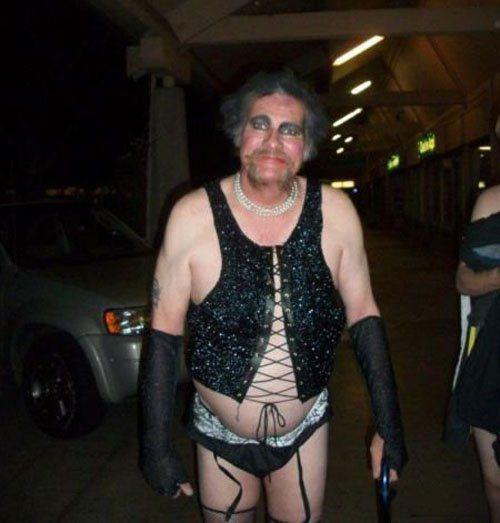 Аж ладонь не поместилась в грудь - Эроприколы