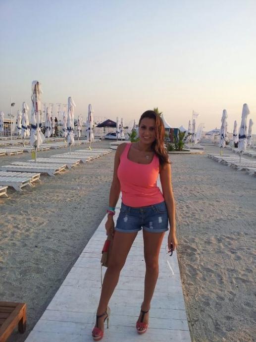 НЮ - фото красотки с большими сиськами