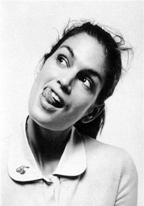 Секси Знаменитости показывают язык (красивые фото)