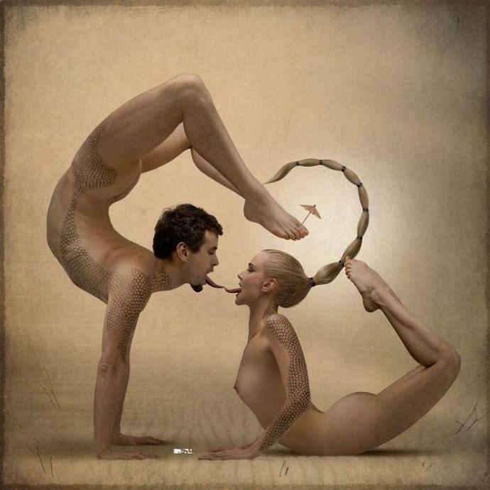 Фанатка сосет у диджея прям на дискотеке - Эроприколы