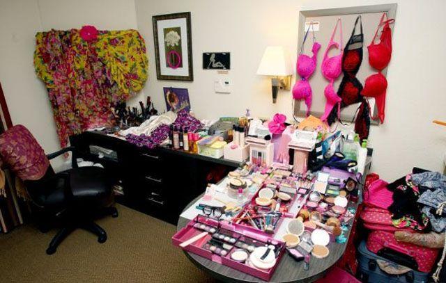 Дамочка с нехилым сюрпризом Дамочка с нехилым сюрпризом