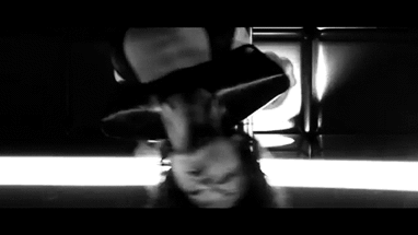 Смотрим не отрывая глаз