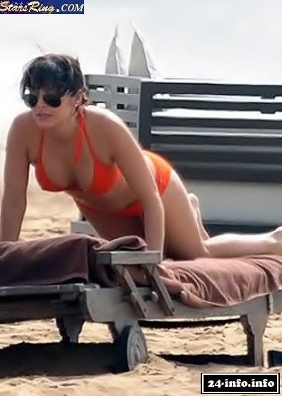 Голая звезда Натали Имбрулья