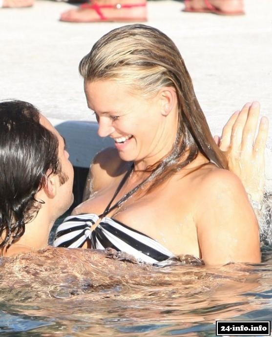 Голая звезда Наташа Хенстридж