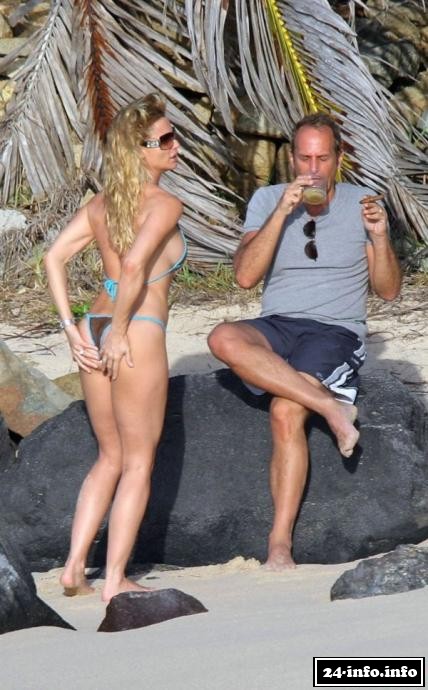 Голая звезда Николетт Шеридан