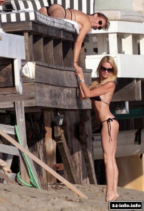 Голая звезда Николетт Шеридан