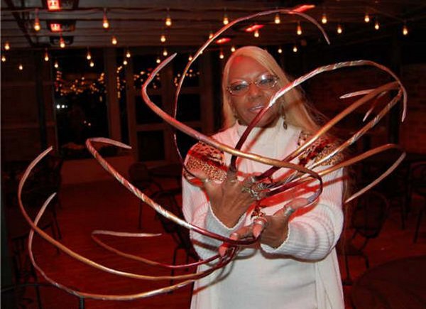 Длинные ногти