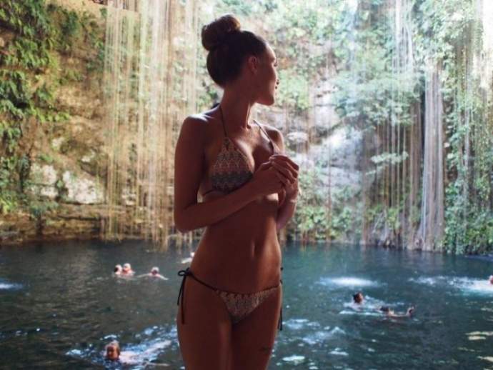 Летние девушки в бикини