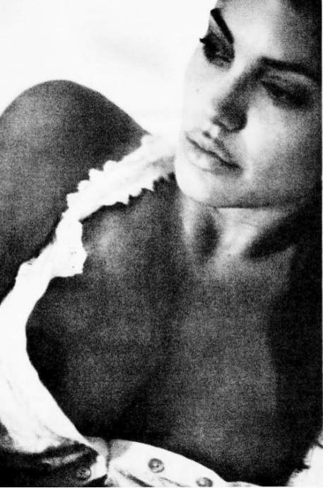 Раздетая Анджелина Джоли обнажилась для Брэда Питта (НЮ)