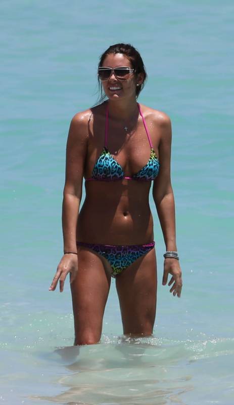 73-летний Роберто Кавалли наслаждается жизнью с молодой подругой (15 фото) 73-летний Роберто Кавалли наслаждается жизнью с молодой подругой (15 фото)