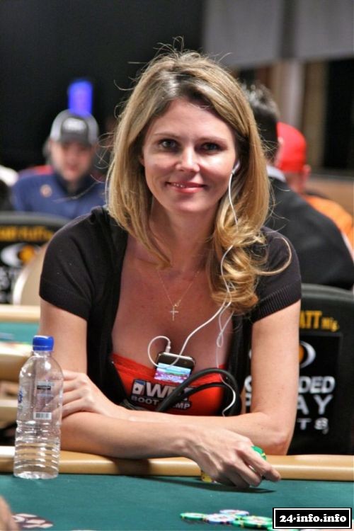 Девушки - профессиональные игроки в покер