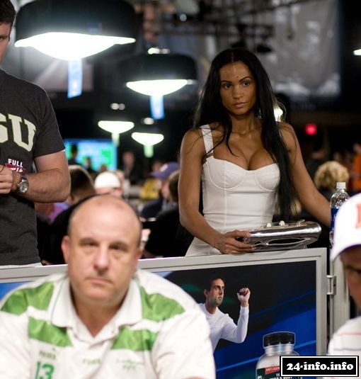 Девушки - профессиональные игроки в покер