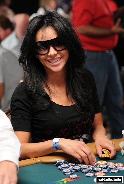 Девушки - профессиональные игроки в покер