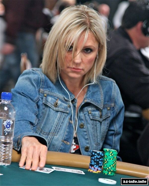 Девушки - профессиональные игроки в покер