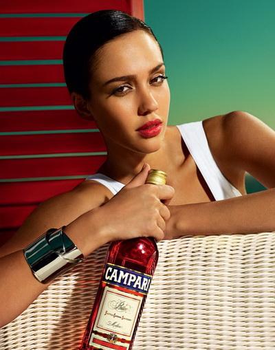 Откровенная Джессика Альба (Jessica Alba) в календаре Campari 2009 (фото НЮ)