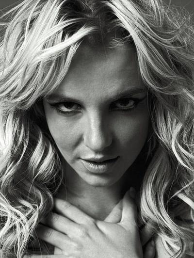 Раздетая Бритни Спирс (Britney Spears) в журнале Rolling Stone (голые девушки)
