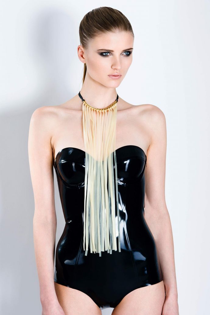 Hannah Kern - Tres Bonjour Collection  (эротика)