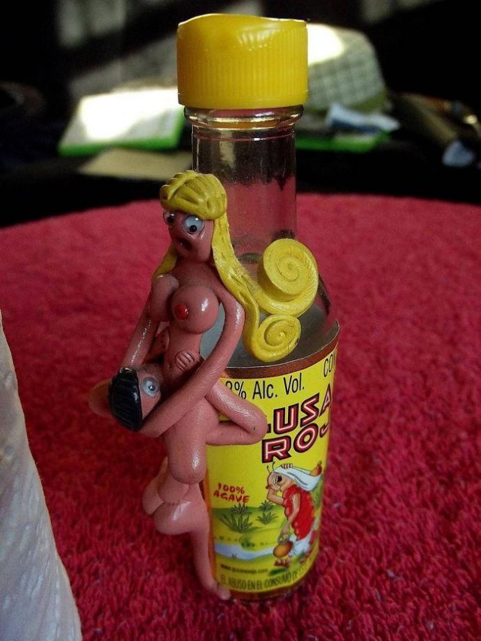 Что это на бутылке - Эроприколы
