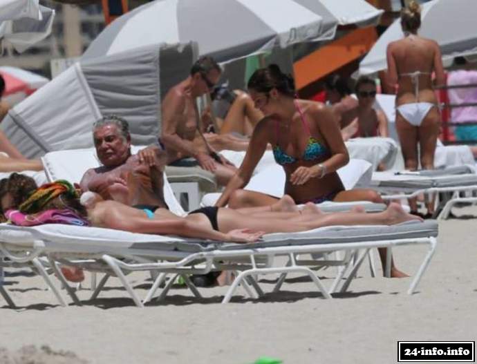 Роберто Кавалли и его возлюбленная - модель Лина Нильсон