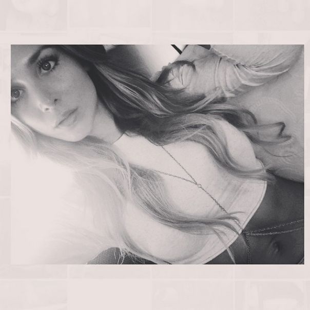 Известный футболист немецкой сборной Марио Гётце Известный футболист немецкой сборной Марио Гётце