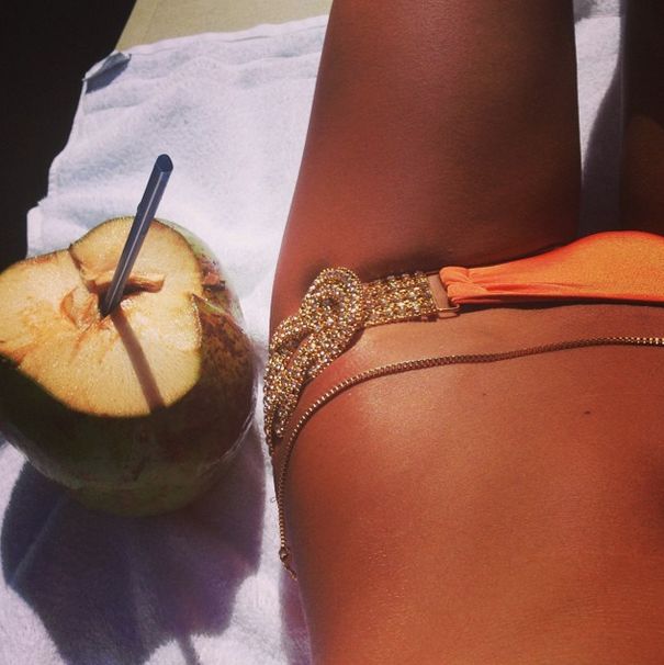 Известный футболист немецкой сборной Марио Гётце Известный футболист немецкой сборной Марио Гётце