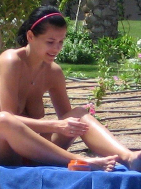 Елена Темникова Голая