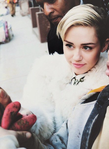 Новые фотки Miley Cyrus