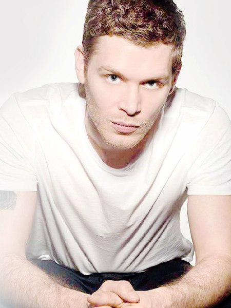 Джозеф Морган