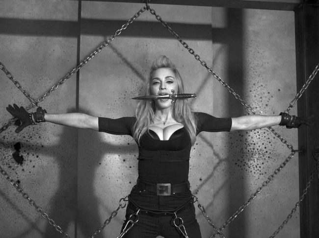 Мадонна — женщина, достойная восхищения Мадонна — женщина, достойная восхищения