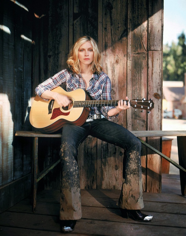 Мадонна — женщина, достойная восхищения Мадонна — женщина, достойная восхищения